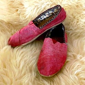 Toms Light Red w/ Bohemian/Southwestern Trim Festival Summer Flats Shoes